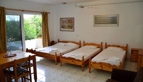 Habitación cuádruple, balcón