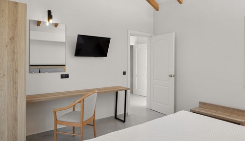 Family Suite with Side Sea View