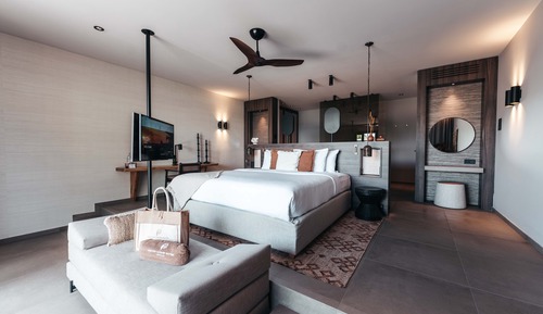 Suite, 1 cama de matrimonio grande, frente a la playa