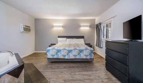 Suite Deluxe, 1 cama de matrimonio grande, no fumadores, bañera de hidromasaje