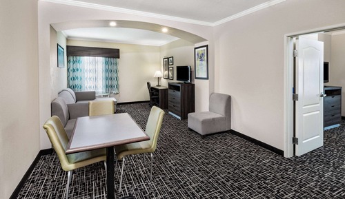 Suite Deluxe, 1 cama de matrimonio grande, no fumadores (Deluxe Family Suite)