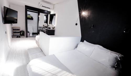Tre (Additional fee for extra bed)