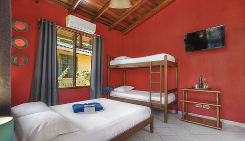 Habitación cuádruple económica