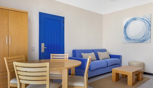 Estudio (Apartment)