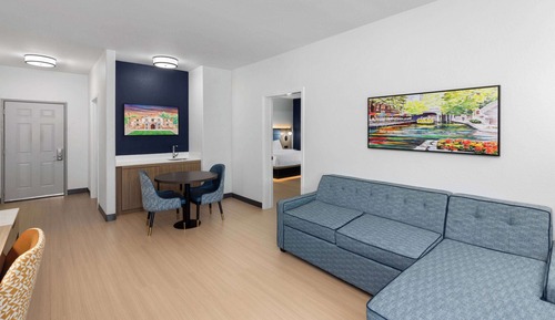 Suite Deluxe, 1 cama de matrimonio grande, no fumadores (Deluxe Family Suite)