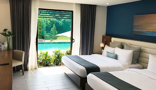 Habitación Premier, vistas a la piscina (Laguna)