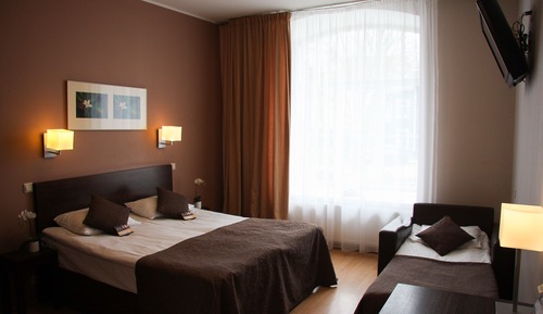 Habitación triple, vistas al jardín