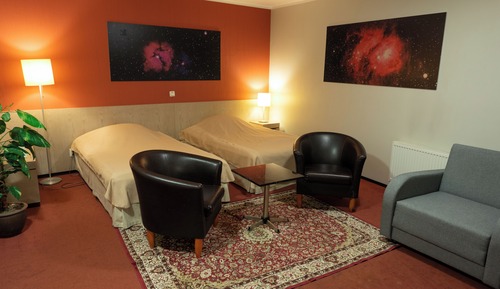 Habitación superior con 1 cama doble o 2 individuales