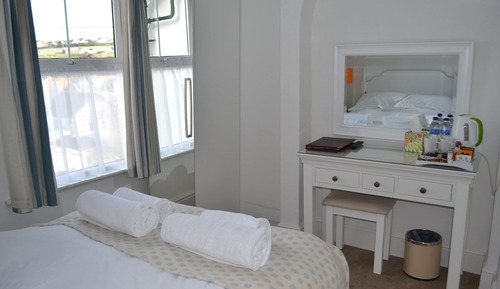 Habitación doble, baño privado