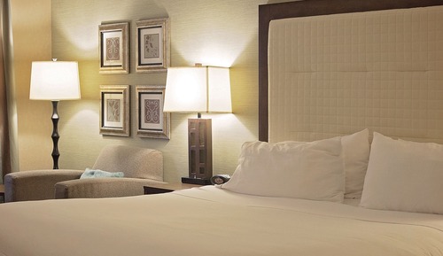 Suite, 1 cama de matrimonio grande (Communications, Mobility, Access Tub)