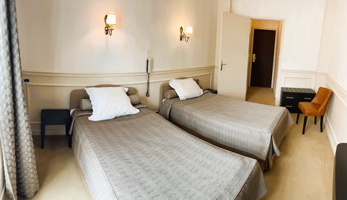 Habitación Confort con 2 camas individuales