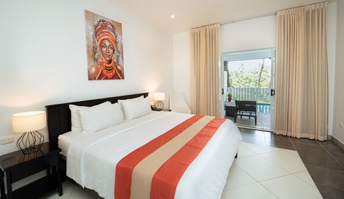 Jungle Room with Shared Pool