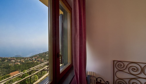 Villa familiar, 3 habitaciones, vistas al mar, junto a la piscina
