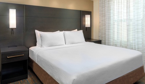 Estudio, 1 cama de matrimonio grande con sofá cama (Mobility/Hearing Accessible, Tub)