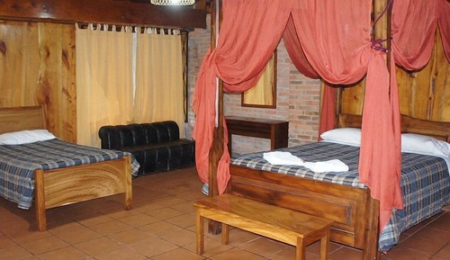 Cabaña romántica, 1 cama de matrimonio, chimenea, vistas al jardín