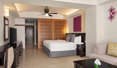 Suite junior, 1 cama de matrimonio grande, vistas parciales al mar