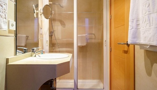 Habitación con 1 cama doble o 2 individuales
