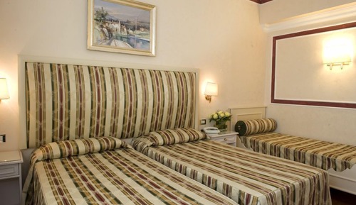 Habitación con 1 cama doble o 2 individuales