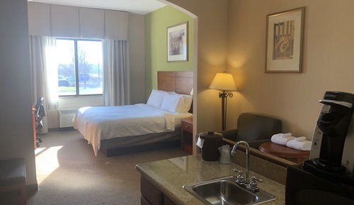 Suite, 1 cama de matrimonio grande, accesible para personas con discapacidad (Comm, Tub)