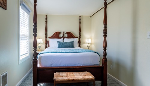 11 - Marthe's Suite