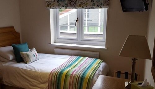 Habitación individual, baño privado