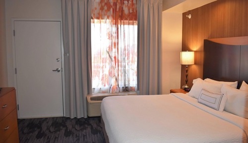 Suite ejecutiva, 1 cama de matrimonio grande con sofá cama, no fumadores (Balcony)