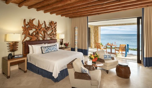 King Junior Suite with Plunge Pool