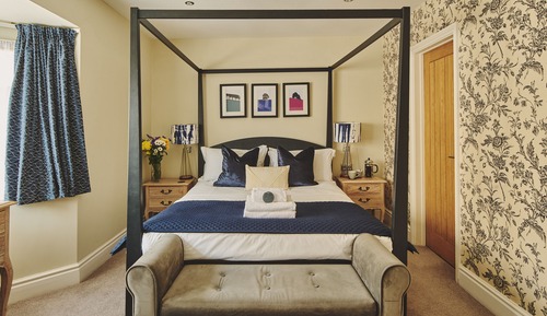 Habitación doble, baño privado (Four Poster)