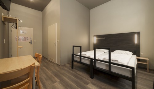 Habitación con 2 camas individuales