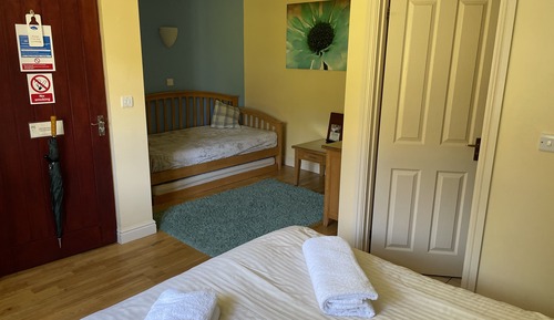 Habitación familiar (Sleeps 4)