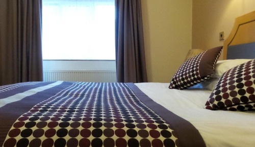 Habitación básica doble, 1 cama doble, fumadores