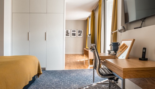Suite