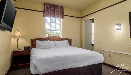 Historic King Suite