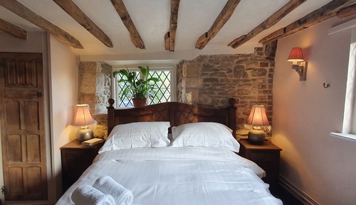Habitación doble (Room 4, 1st Floor)