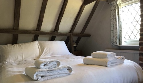 Habitación triple (Room 6)
