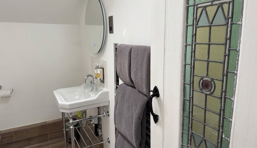 Habitación doble, balcón (James Hill - Four Poster Bed)