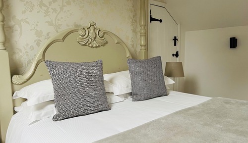 Habitación doble (Gillies Holt - Four Poster Bed)