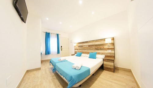 Standard Double Room with Free Airport Shuttle