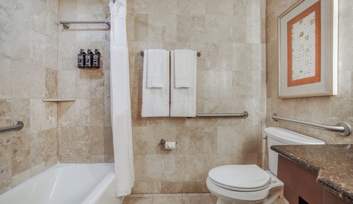 Habitación Premier, 1 cama de matrimonio grande, vistas al campo de golf (Club Suite)