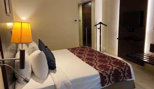 Habitación Deluxe, 1 cama de matrimonio grande (Premium King Room)