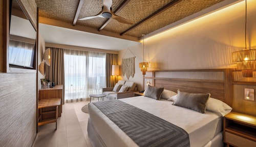 Habitación doble, balcón, vistas al mar