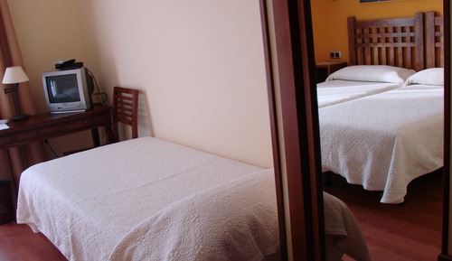 Habitación estándar con 2 camas individuales