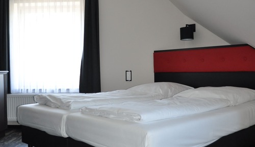 Suite Deluxe, 1 habitación, bañera, vistas al complejo turístico
