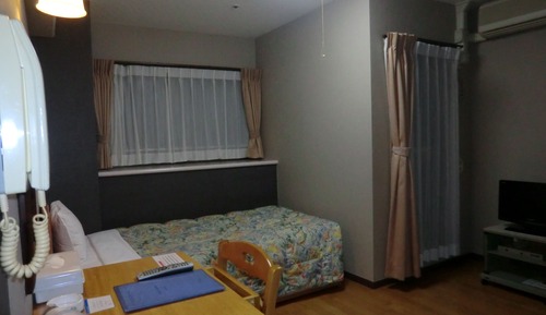 Habitación individual, fumadores (F)