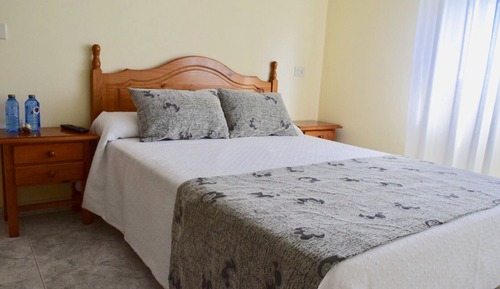 Habitación con 1 cama doble o 2 individuales