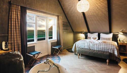 Suite, balcón