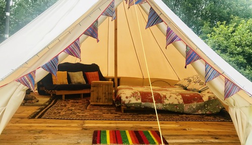 Tienda romántica, 1 cama doble, chimenea, vistas al jardín