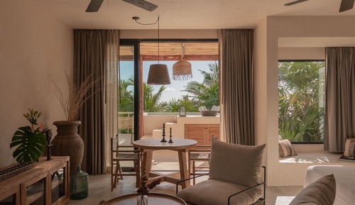 Suite estudio, 1 cama de matrimonio grande, vistas al jardín