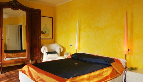 Habitación con 1 cama doble o 2 individuales, baño privado, vistas al jardín