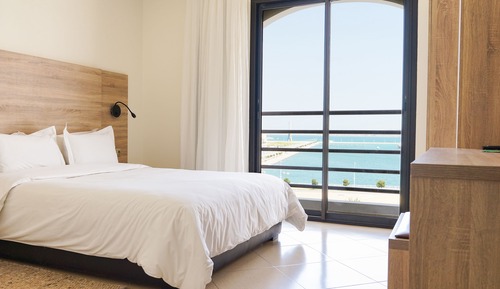 Habitación doble, vistas al mar (Sea View Double Room)